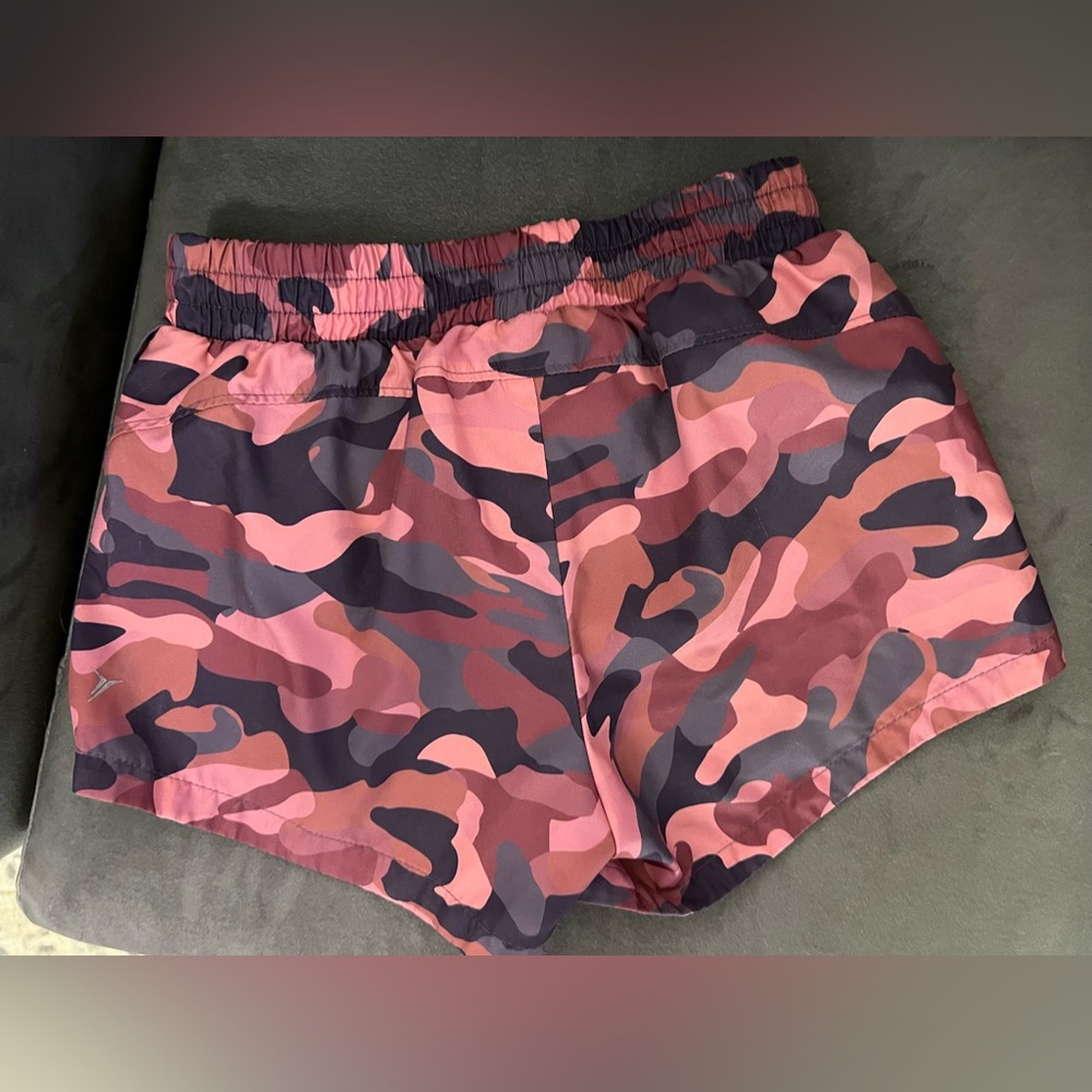 Girls activewear